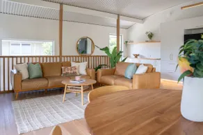 Walk to Beach Casuarina 2BR Beach Shack w/ Parking - Image 2