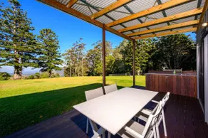 Three Pines - Tiny Home & Gold Coast Views - Image 4