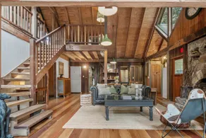 Rustic 3-Bed Retreat in Springbrook - Image 4