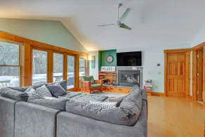 All-season Lake House Between Okemo & Killington! - Image 3