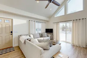 3BR house, dog-friendly, beach access, bbq, w/d - Image 2