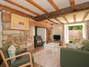 Old Farm Cottage - Image 5
