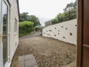 Wren Cottage - Image 2