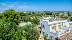 Fantastic pool villa w/ private park 2km from sea - Image 3