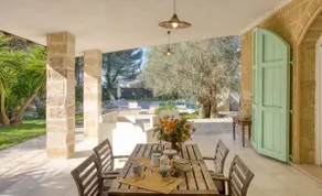 Fantastic pool villa w/ private park 2km from sea - Image 5