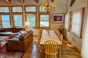 Lovely lodge with a pool table, access to slopes & - Image 5