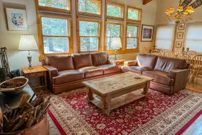 Lovely lodge with a pool table, access to slopes & - Image 4