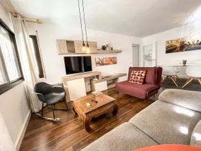 2-bed apartment in the Centre of Girona w terrace - Image 3