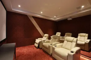 Glasscrest Villa by StayJade 6BHK Theatre Hyd - Image 2