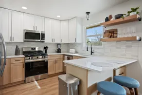 Cozy Austin Retreat - Mins to Q2 & The Domain - Image 4