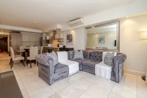Canal Quays Apartments - Image 2