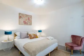 West End Hideaway - Image 3