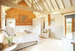 Furlong Barn - Image 4