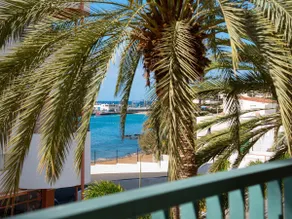 211 Los Cristianos First Sea Line, swimming pool - Image 3