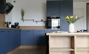 Renovated apartment with lake view for 6 people - Image 2