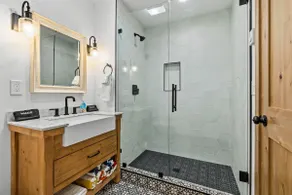 Conrad Vista | Fully Remodeled Waterfront Retreat - Image 3