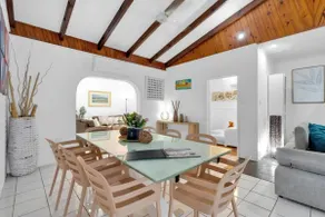 The Grand Canopy House Family Home with Pool - Image 3