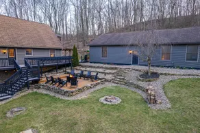 Shady Point Retreat w/ Hot Tub & Pickleball! - Image 4