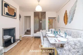 New! Corporate Stays| Parking | 15 Min to the City - Image 5
