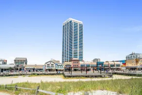 Bay & Skyline 1BR Retreat | Sunset Views - Image 5
