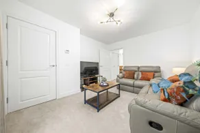 Fern Walk Spacious 3 Bedroom House - Dalkeith - Image 3