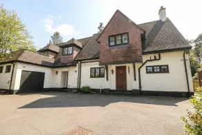 Woodlands House - Image 2