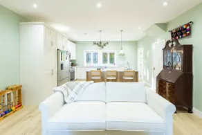 Anne's Coastal Haven with Nearby Beach Access - Image 5