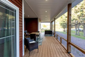Anne's Coastal Haven with Nearby Beach Access - Image 4