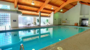 Stunning updated 3 bedroom at Quicksilver! - Image 2