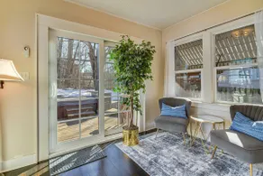 Walk to Fox River Grove Train Station + Hot Tub! - Image 3