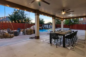 Large Groups' Luxury House - Pool - Sleep 22 - Image 3