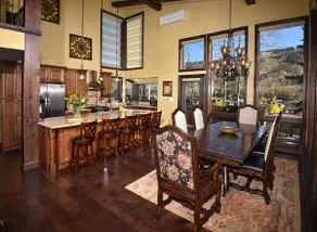 SPACIOUS VAIL HOME - 5 Bedrooms Private Hot Tub Spectacular Mountain Views - Image 4