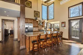 SPACIOUS VAIL HOME - 5 Bedrooms Private Hot Tub Spectacular Mountain Views - Image 2