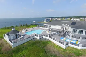 Coastal Retreat - EV Charger - Near Marina & Beaches - Image 3