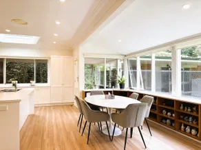 Spacious 3BR Getaway in Leura | Prime Location - Image 2