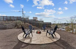 Historic charm, modern luxury, heart of downtown, - Image 5