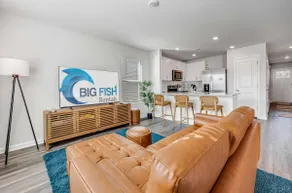 Large 3BR Private Condo Surfside Beautiful Decor - Image 5