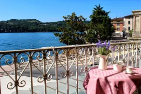 Romantic Benaco Apartments and Room - Image 4