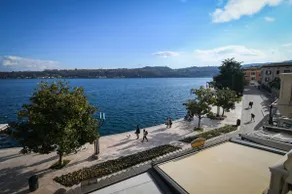 Romantic Benaco Apartments and Room - Image 3