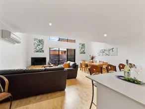 Townhouse212 | Private | Central | Family Friendly - Image 2