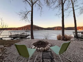 Lucky Duck Lakefront Fire Pit - Image 4