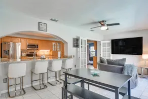 Poolside Oasis! Family Escape in Safety Harbor - Image 4