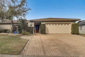 Poolside Oasis! Family Escape in Safety Harbor - Image 2