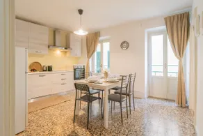La Finestra Sul Molo by Rent All Como - Image 4