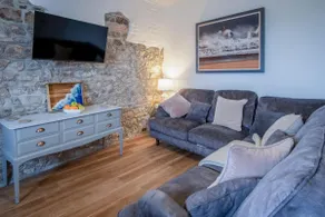 Tide & Tee - 2 Bedroom Apartment - Penally - Tenby - Image 3
