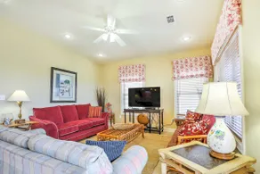 Walk to Beach! Gulf Shores Family Home w/ Deck - Image 4