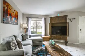 Lake-view Townhome w/ Pool Access in Houston Area! - Image 5