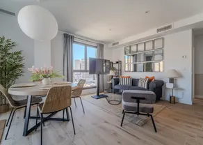 Exclusive with terrace -2 Bdrs 2 Baths -Castellana - Image 2