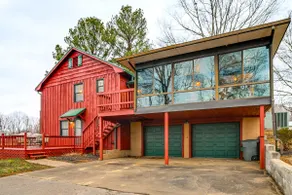 Steps to Shore: Group Getaway on Kentucky Lake! - Image 2