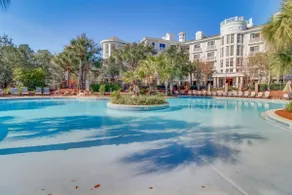 Golf-course & water-view condo with central AC shared pool hot tub - Image 3